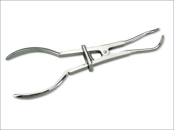 PINCE A CRAMPONS